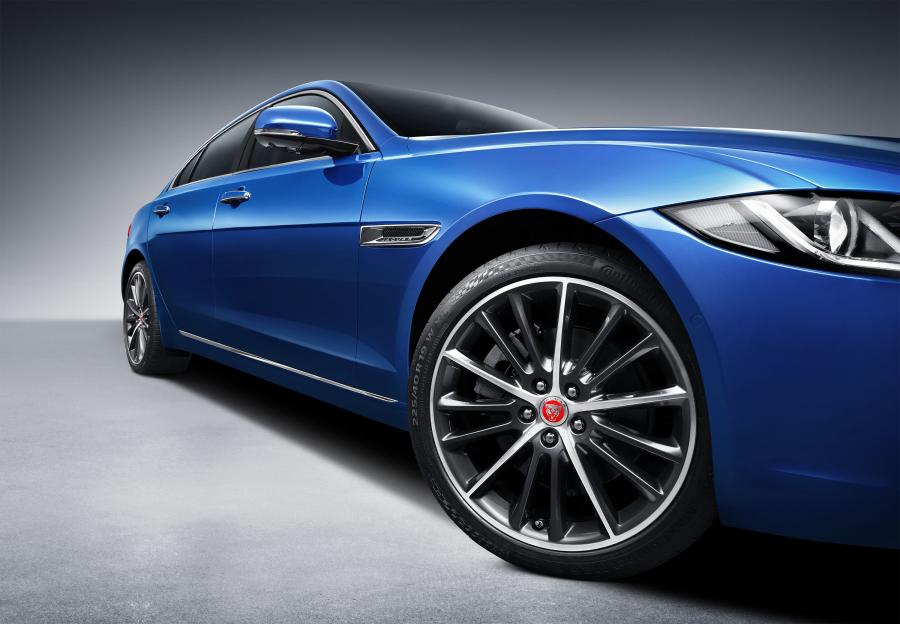 Колеса Jaguar XEL 2017 года  (фото 3 из 12)
